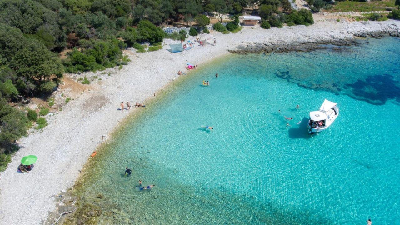 Elegant Apartment Iris Mali Lošinj Exteriör bild